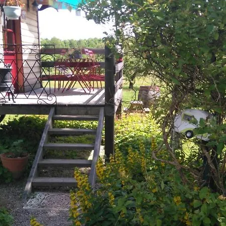 Roulotte Le Temps De Rever Bed and Breakfast Saint-Michel-sur-Meurthe