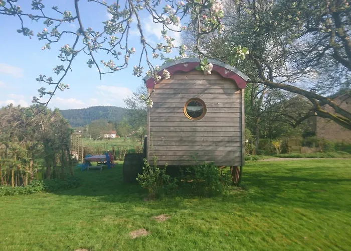 Roulotte Le Temps De Rever Bed & Breakfast